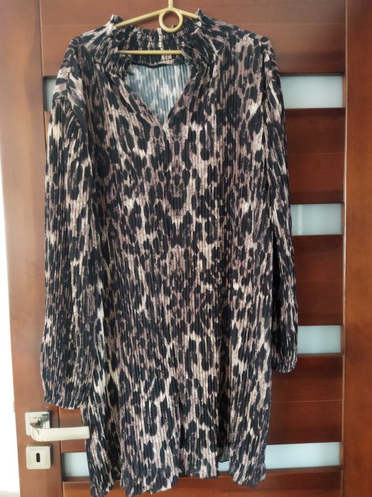Tygrysia tunika-bluzka-sukienka rozmiar 46-48 plisowana w harmonijkę