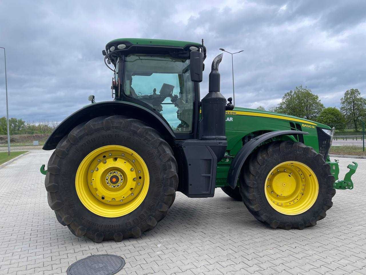 Трактор John Deere 8400R 2019