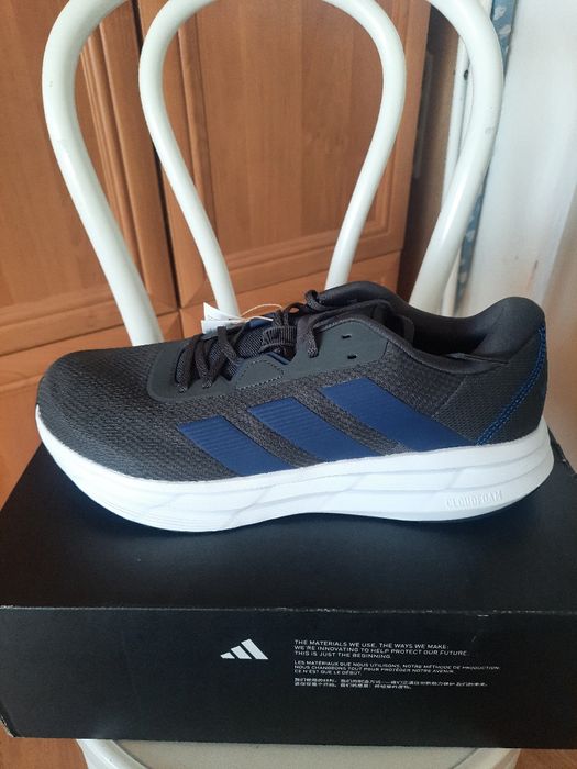 Nowe buty męskie Adidas rozmiar 45 1/3