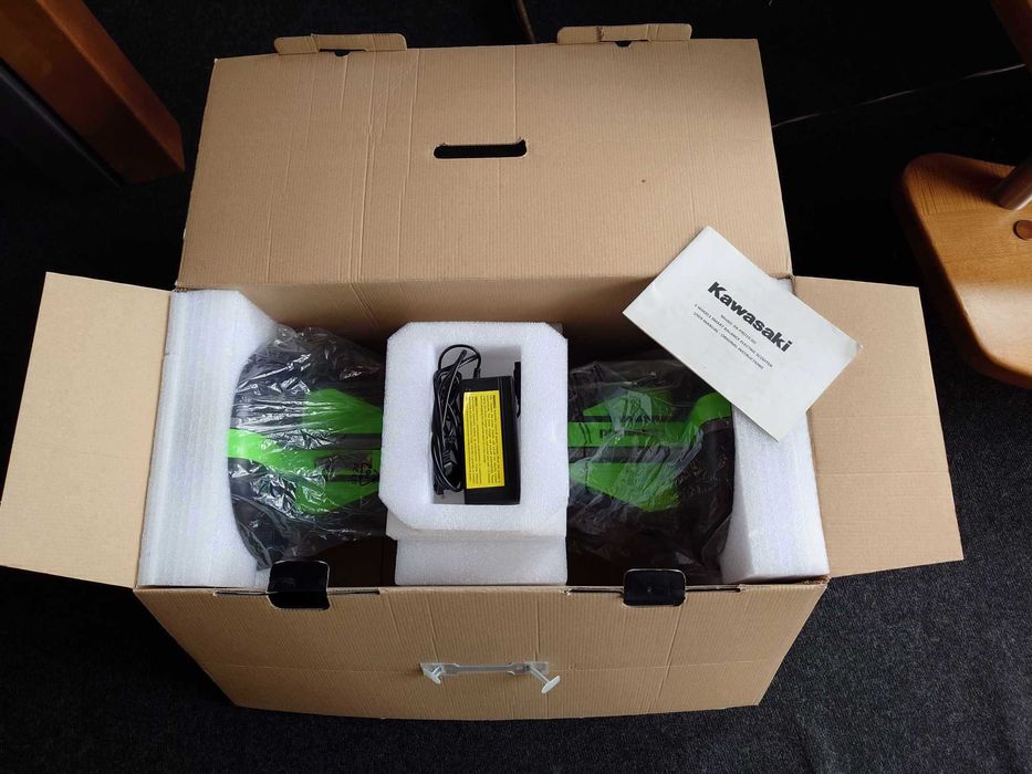 Kawasaki KX-PRO 10.0D DUŻE KOŁA elektryczna deskorolka