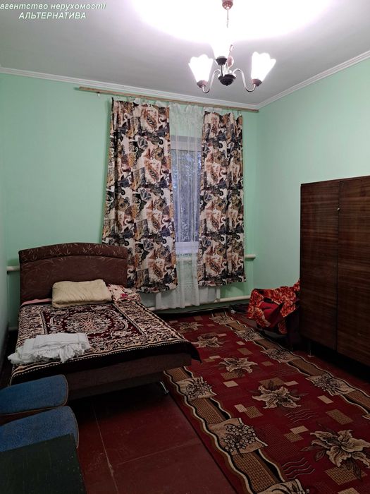 1/2 будинку, 70м2. Побут техніка, меблі. Заїзд для авто. р-н 10 школи