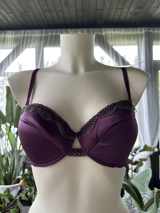 Biustonosz Amethyst r. 75A,70B,80B,85C,70D,75D (86)