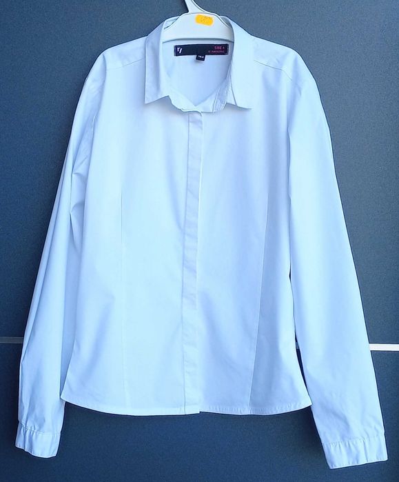 Biała elegancka odświętna koszula z długim rękawem 152 Reporter