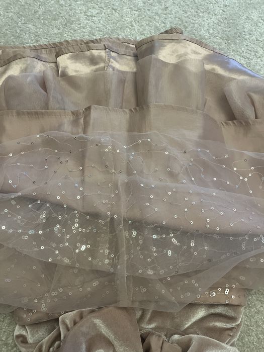 Tiulowa elegancja sukienka coolclub 104 „10”