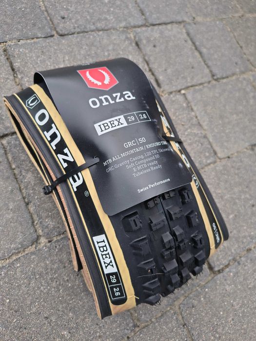 Opona Onza Ibex 29x2,5 Skinwall lub czarna