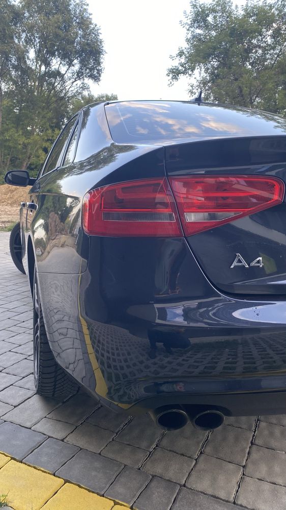 Продається  Audi  A4
