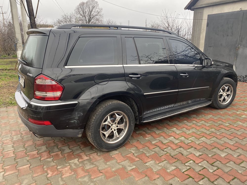 Продам Mercedec benz GL320 дизель