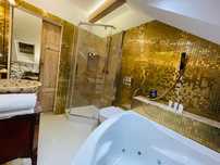 VIP Apartament Loft w Rynku z Jacuzzi i Kominkiem Noclegi Supraśl