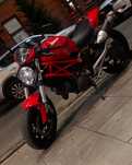 Ducati Monster 696