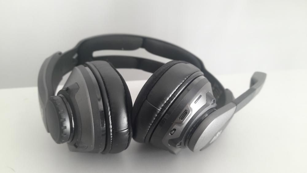 Навушники безпровідні Sennheiser Epos GSP370