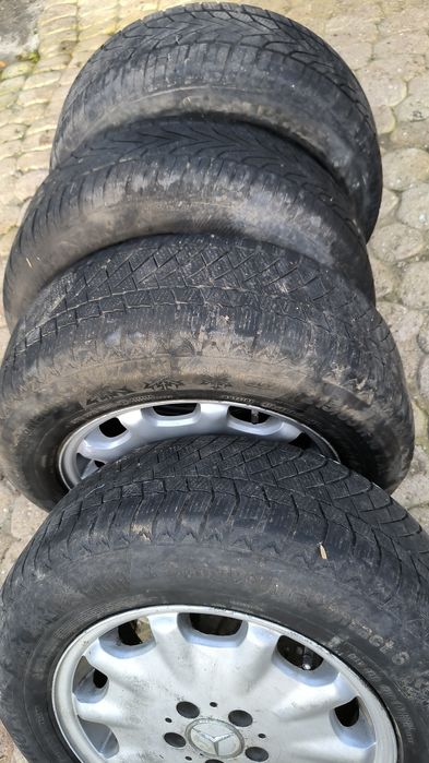 Продам комплект дисків з резиною.