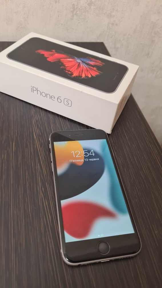 IPhone 6 S з коробкою