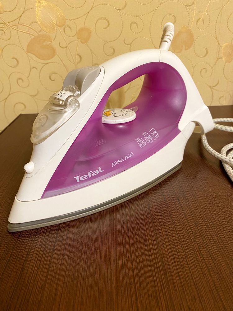 Утюг  Tefal Франция