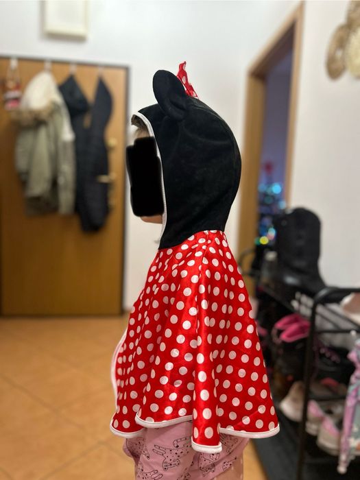 Strój Myszki Miki peleryna