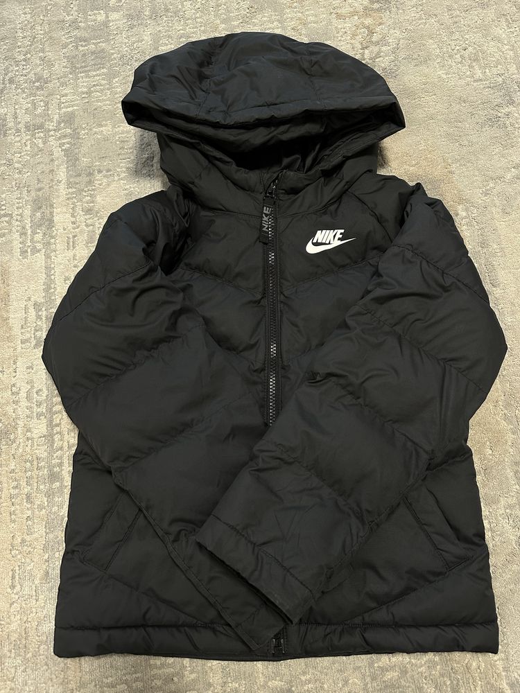 Куртка Nike, zara