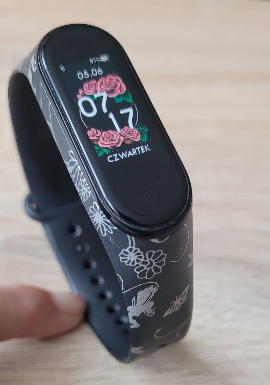 Opaska Mi band 4