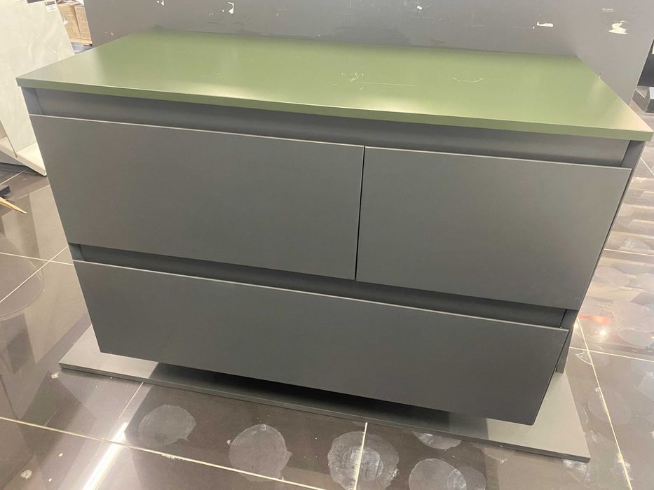 Szafka podumywalkowa 100cm z blatem.