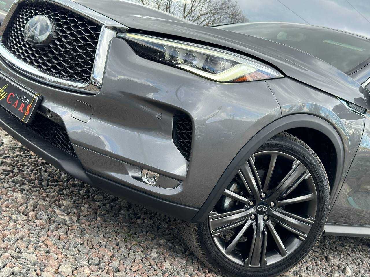 Авто Infiniti QX50 2020