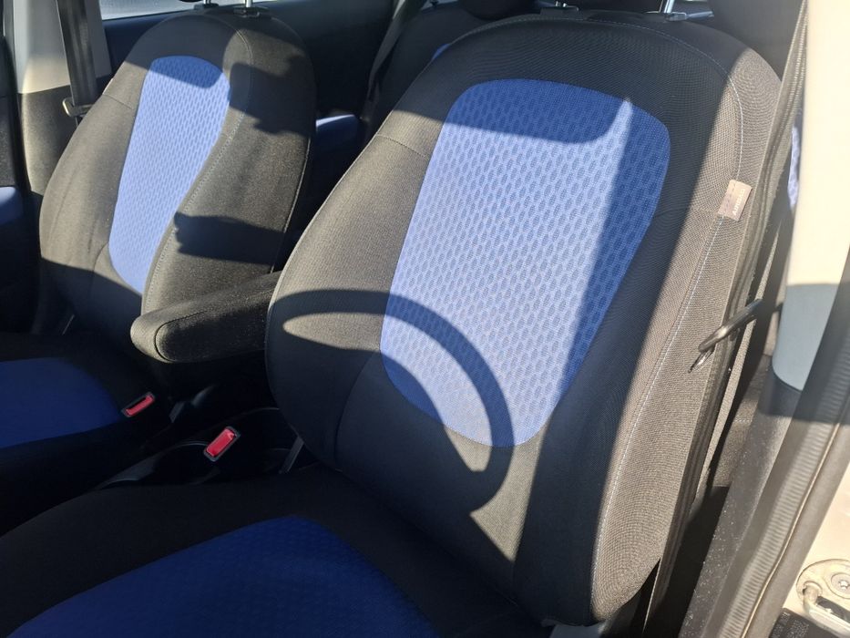 Hyundai i 20 клімат recaro