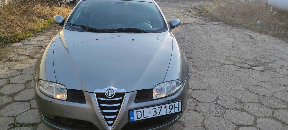 alfa romeo gt szwajcar