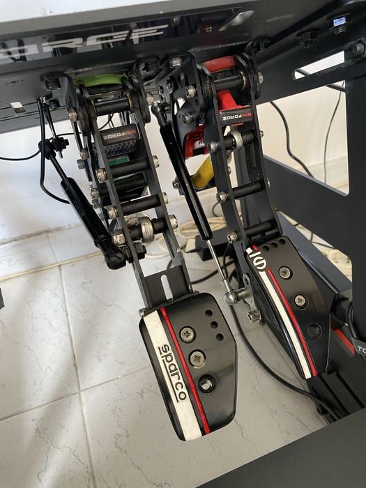 Simulador de corridas / Simagic Alpha mini 10Nm (Sem cockpit)