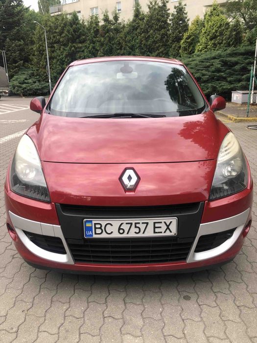 Рено Сценік Renault Scenic