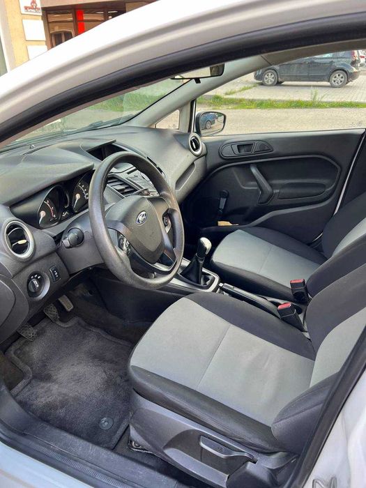Ford Fiesta 2019 року, 1,6 л, газ-бензин