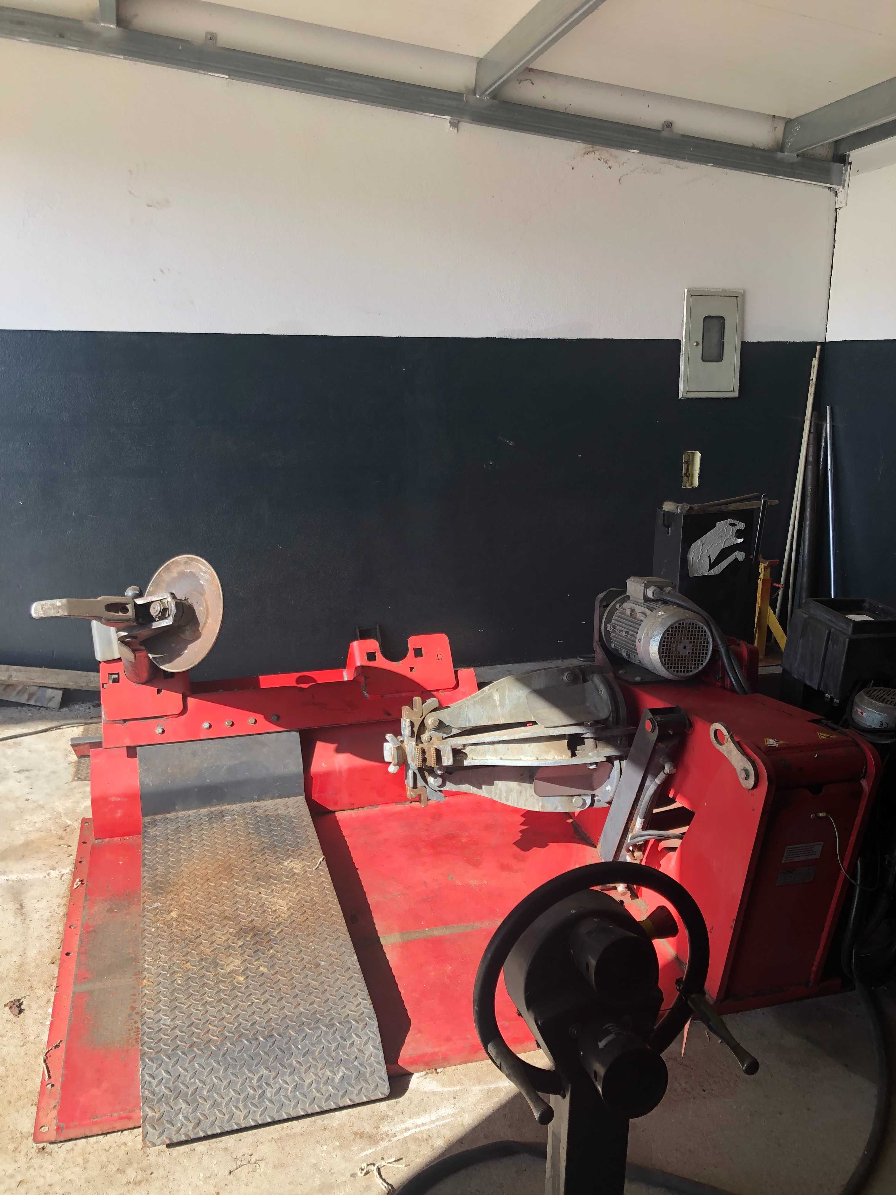 Máquina de desmontar pneus pesados Fasep