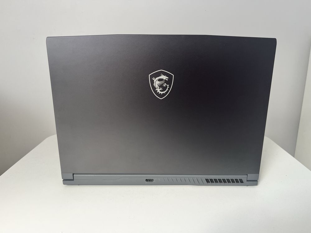 Laptop MSI THIN 15 RTX 3050