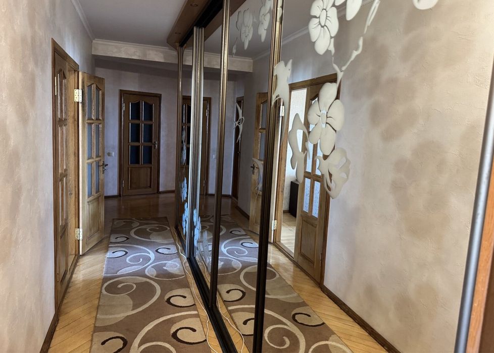 Оренда 3к квартири центр