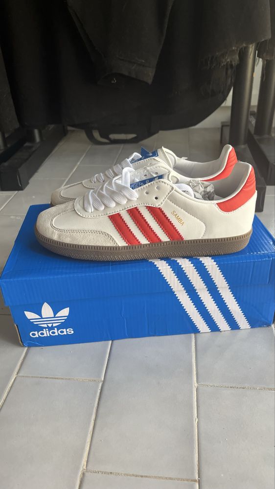 Adidas samba vermelhos