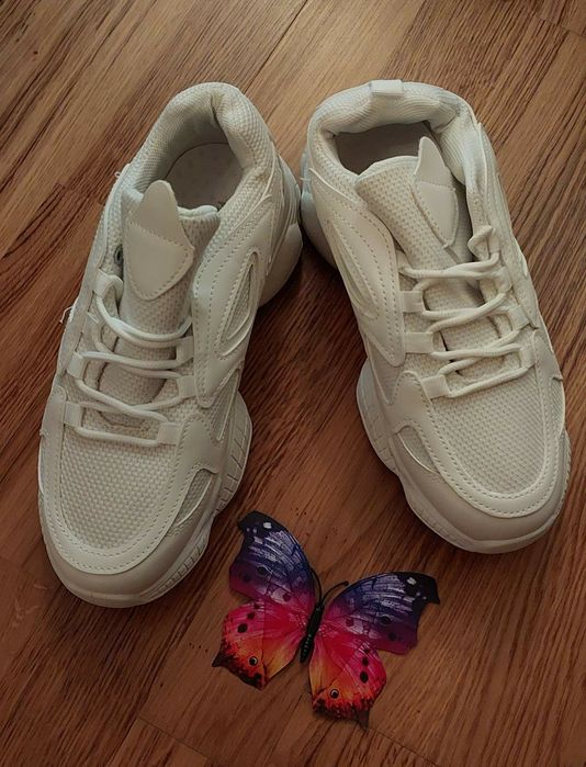 Крассовки женские размер 38