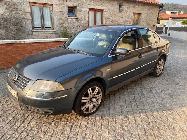 VW Passat 1.9 TDi Highline 4M