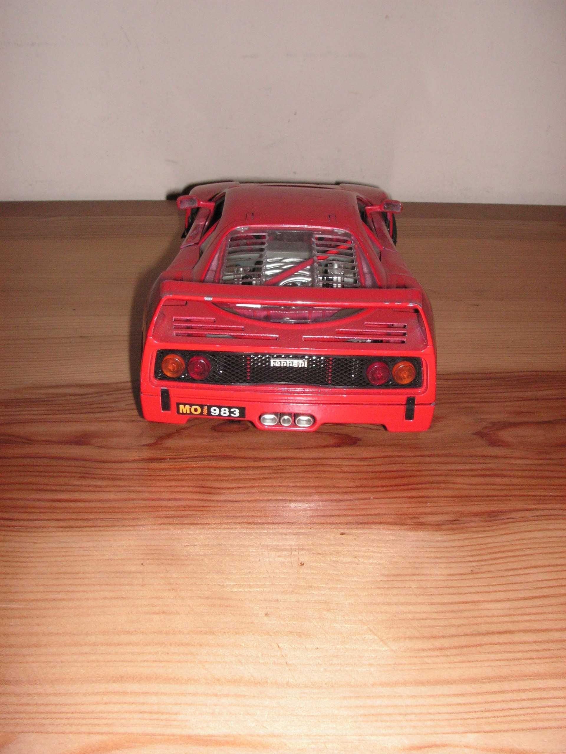 Burago - Ferrari F40 1:18 (1987)