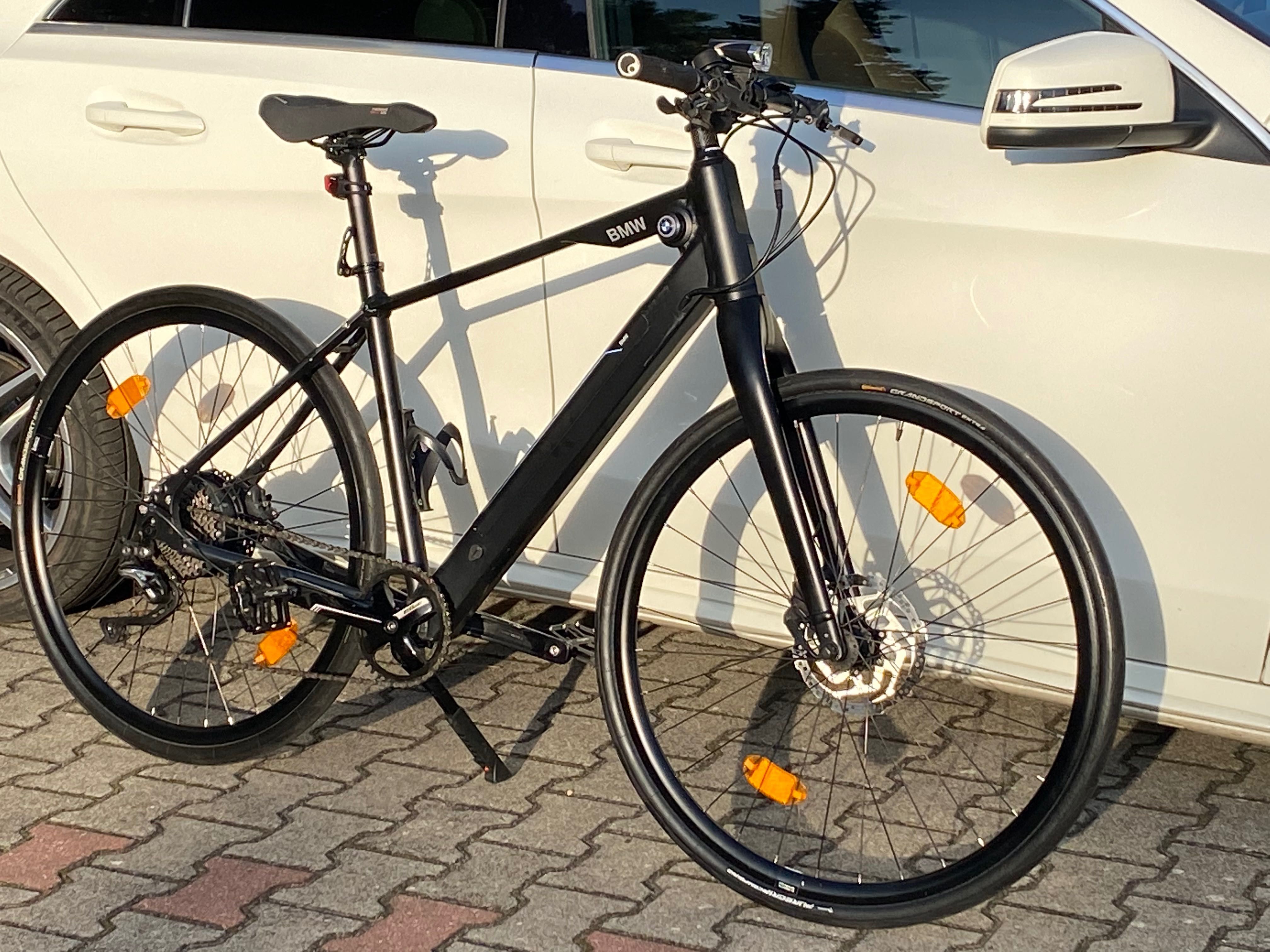 Rower fitness BMW URBAN HYBRID elektryczny 2019r e-bike SHIMANO XT