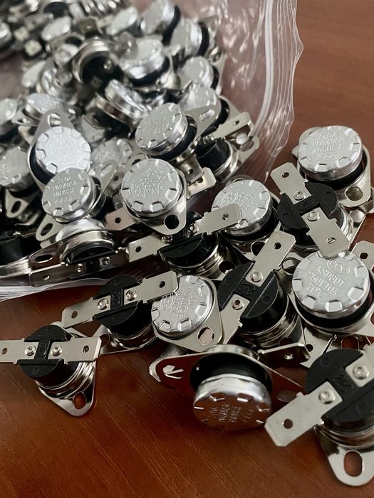 Термостат термозапобіжник термореле ksd301 70 градусів