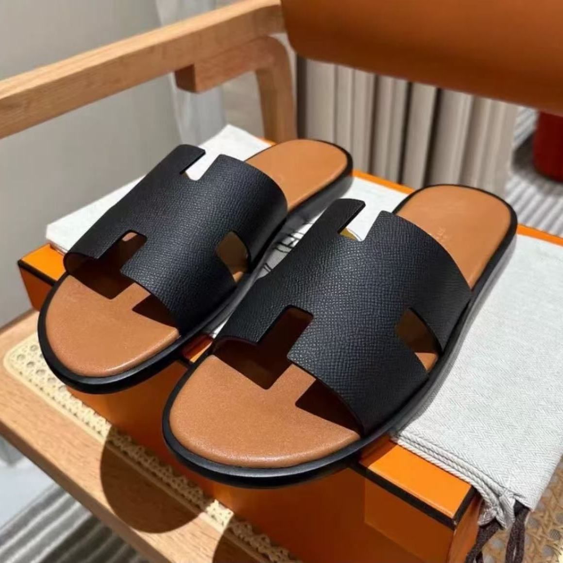 Тапочки ерме/Hermes slippers