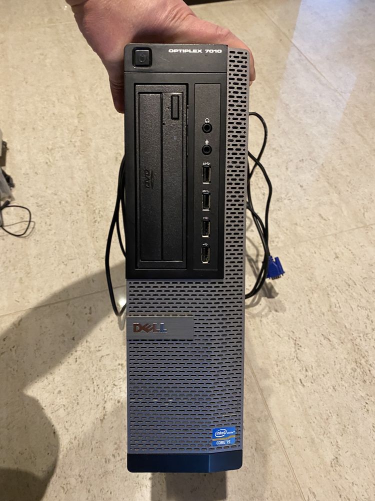 Komputer Dell Optiplex z monitorem