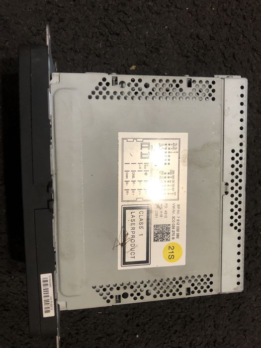 Магнітола для фольцваген , шкода сеат умм ти використані був 1 рік