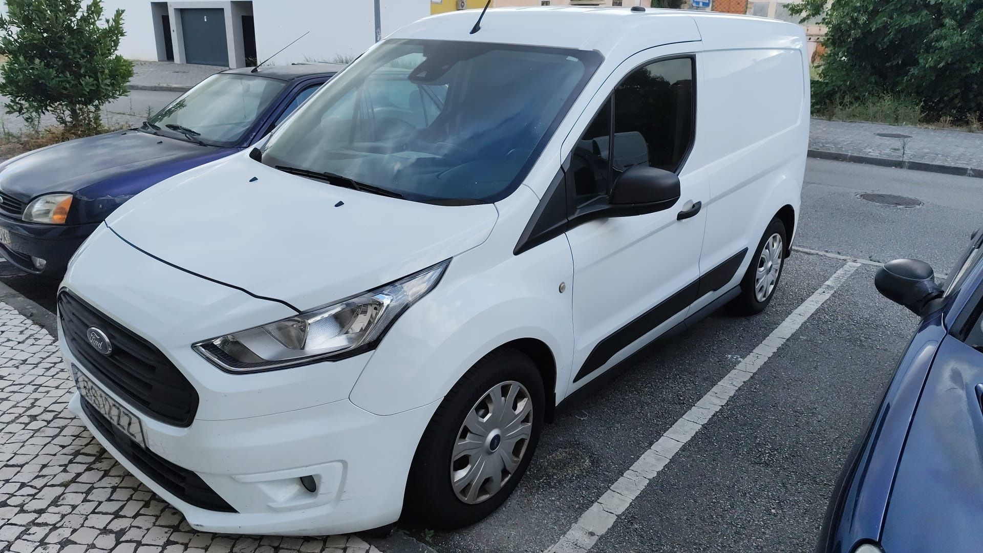 Ford Transit connect 3 lug GPS