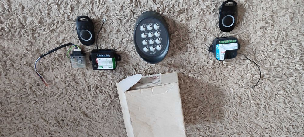 Dtm Piloty radia  Piko mini             zamek szyfrowy Dtm klawiatura