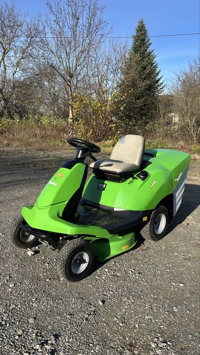 Kosiarka traktorek z koszem