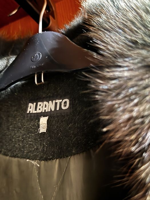 Женское зимнее пальто,размер 50, воротник с натуральным мехом