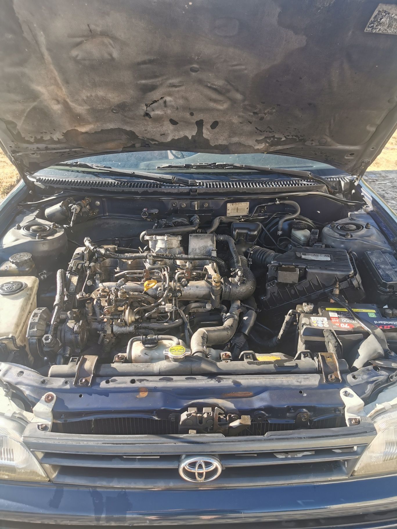 Toyota corolla E10 2.0 diesel