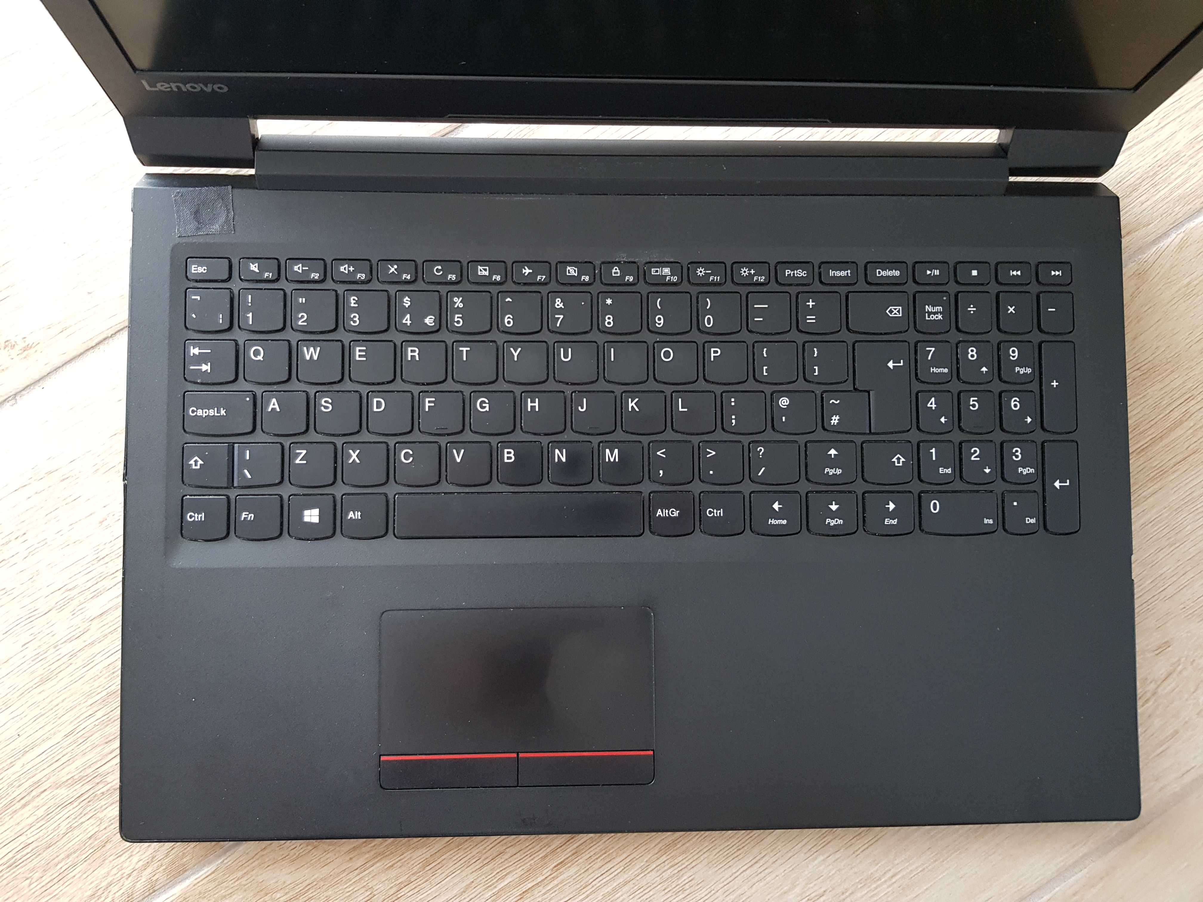 Laptop Lenovo V110-15IKB 120GB SSD 8GB RAM i5 7200U