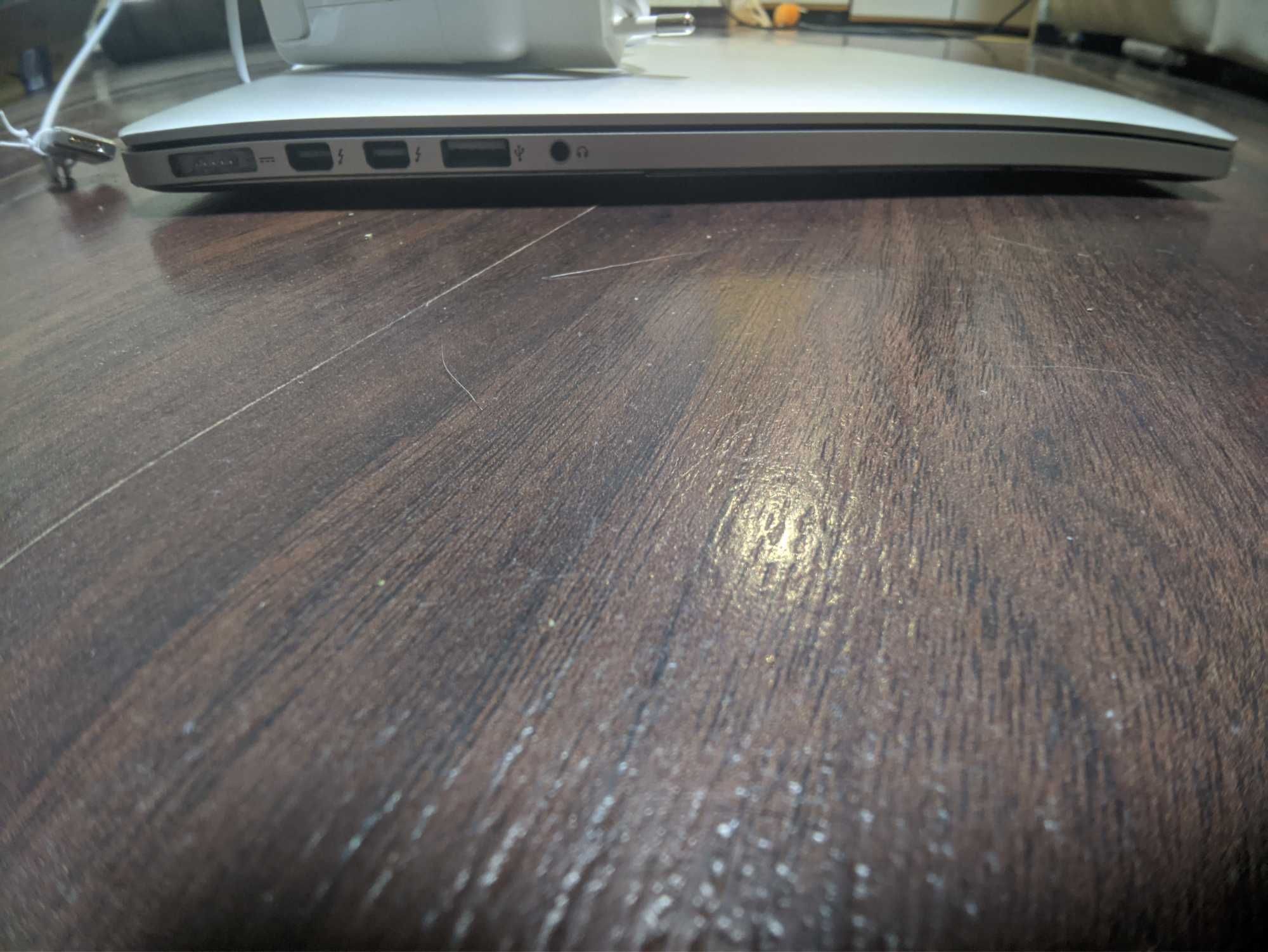 MacBookPro Mid 2015 15 i7 16GB 512SSD  AMDRadeon R9 Нові АКБ і SSD