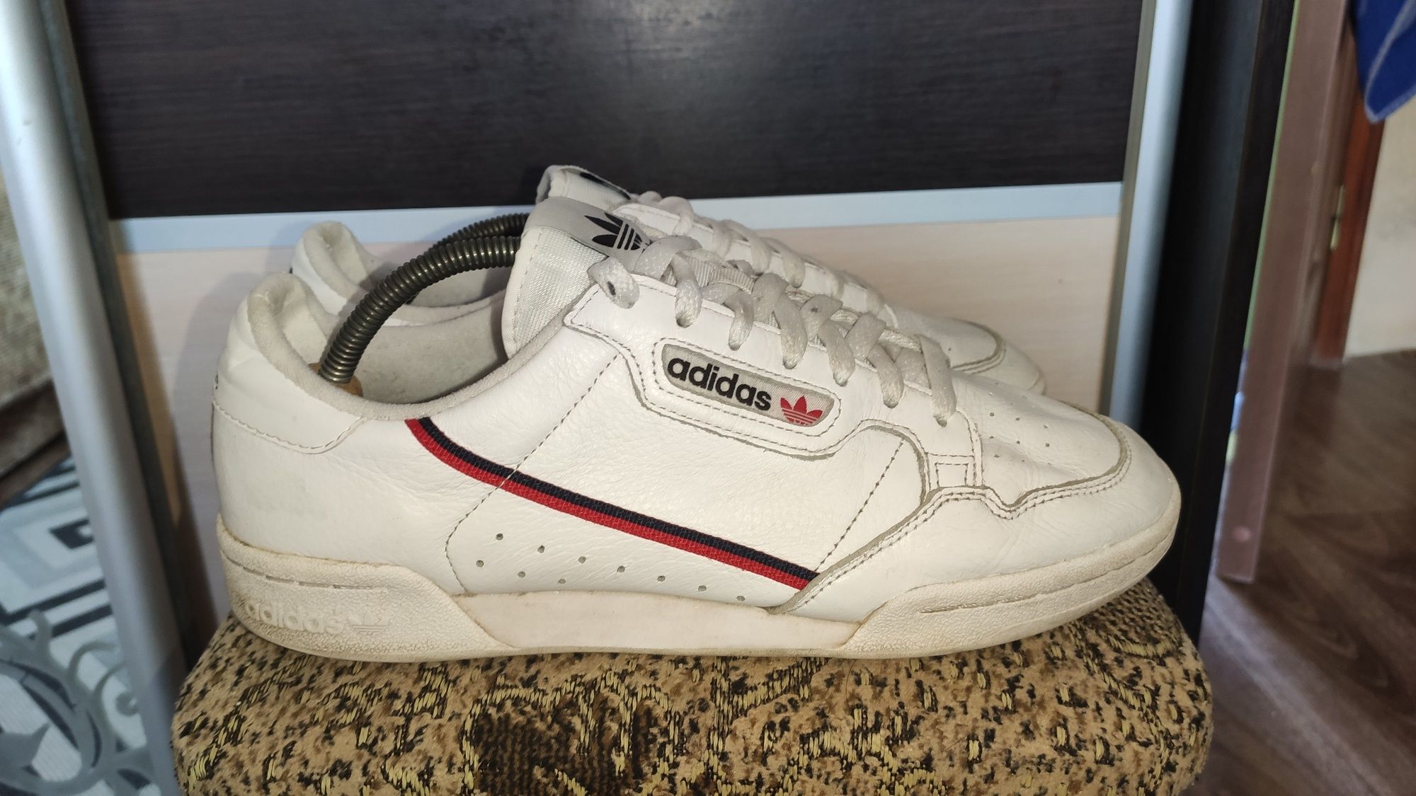 Продам кеди Adidas Continental 80