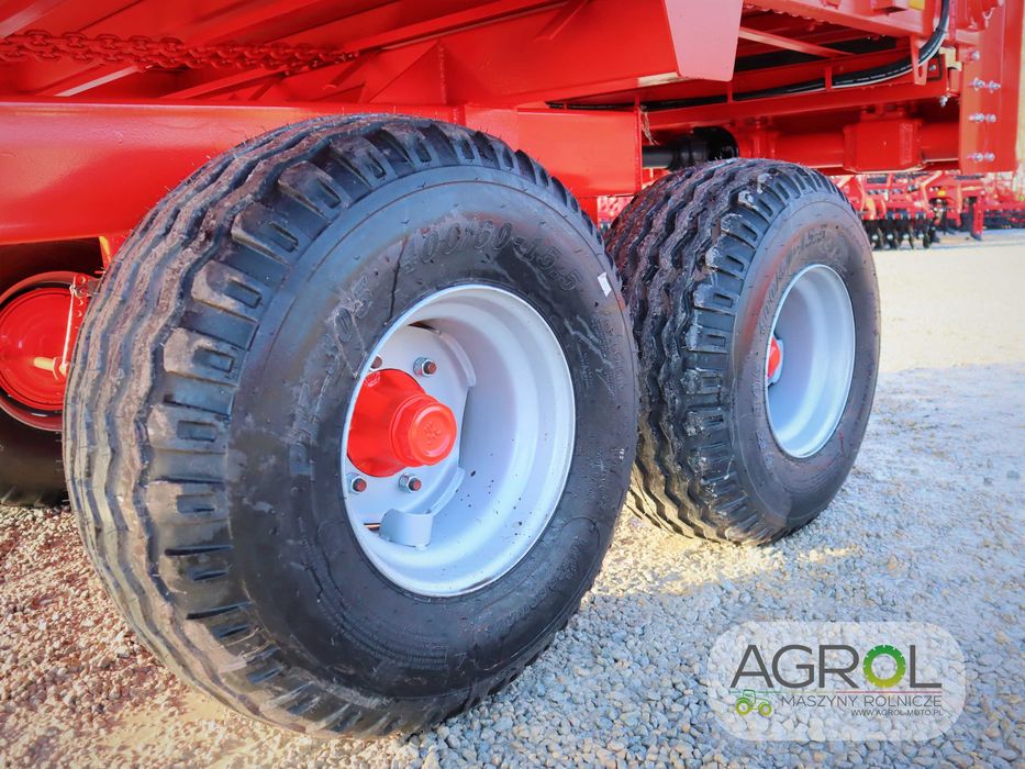 Rozrzutnik obornika 8 ton wałki 4x pion Roltrans Helios 2x pion zasuwa