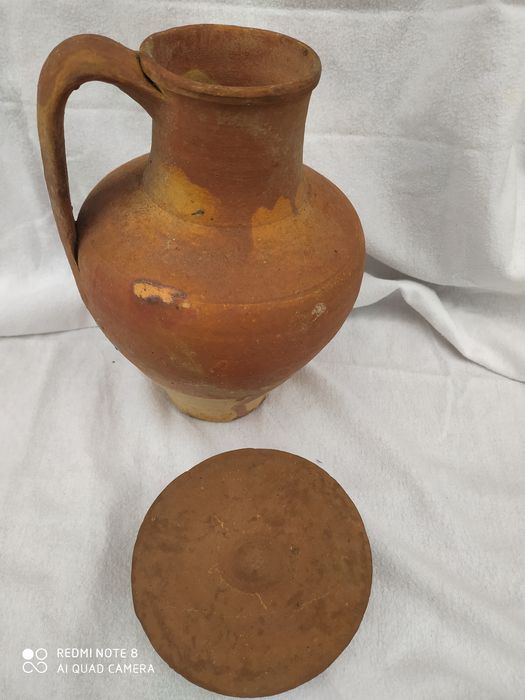 Infusa em barro com tampa