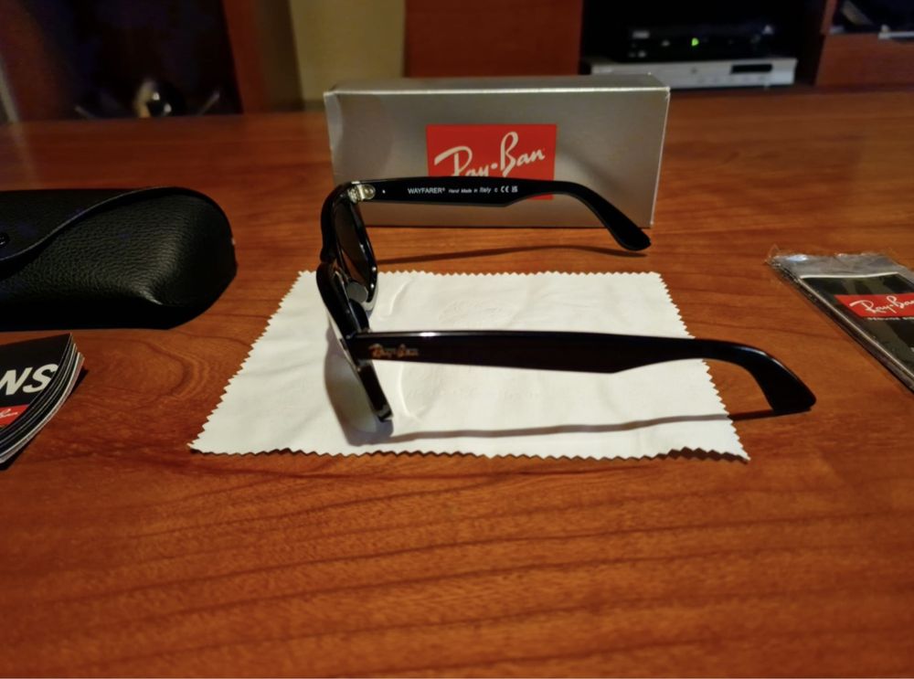 Óculos Ray Ban Wayfarer - Originais pretos